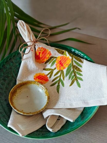 White base: Parijat collection Napkin (Set of 4) - Image 6